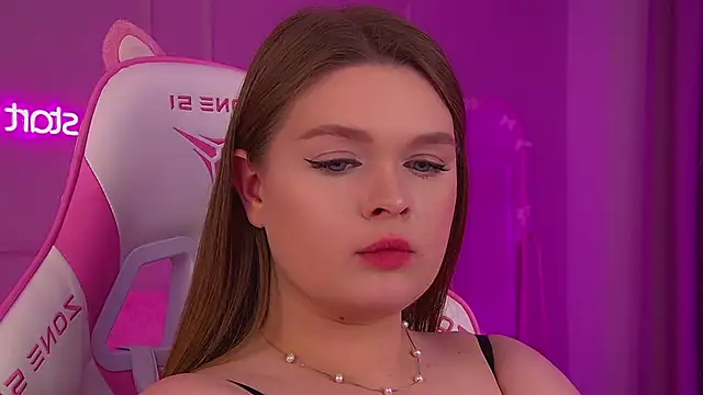 CrystalLyons's cam snapshot