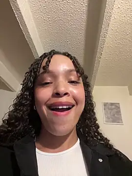 Yasmin777_'s cam snapshot