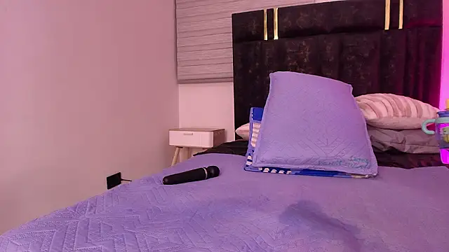 lay_navas's cam snapshot