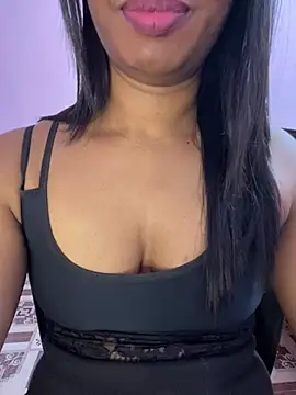 tamil_Aarathi's cam snapshot