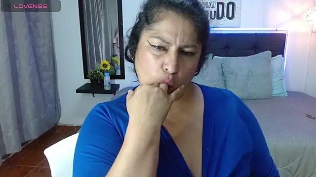 Keyla01_'s cam snapshot