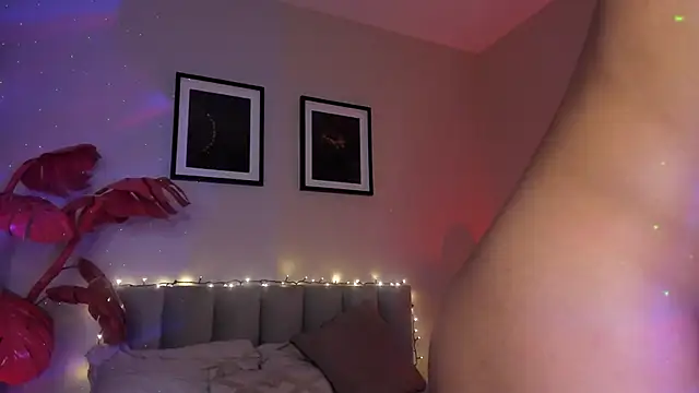 Violetta_Nur's cam snapshot