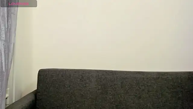 _ellen_meow_'s cam snapshot