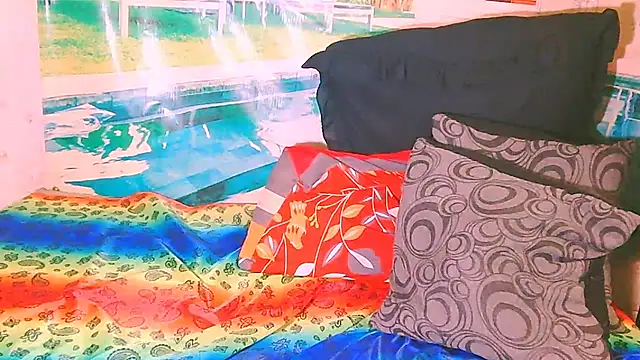 EbonyTiger69's cam snapshot