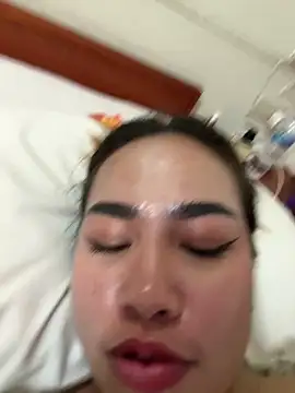 Ponthip's cam snapshot