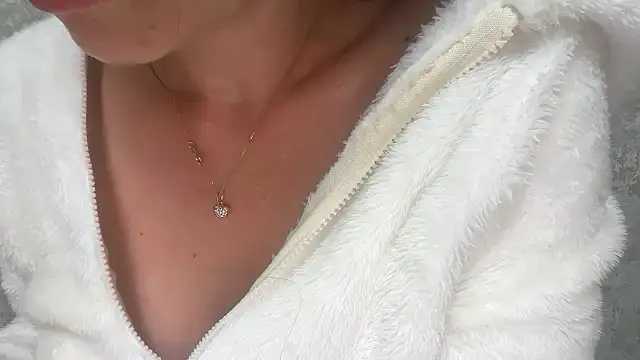 Angelinaa19's cam snapshot