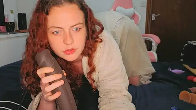 ENGLISHEMILY_69's cam snapshot