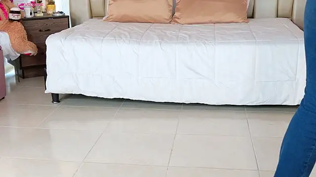 Alexa_Miss's cam snapshot