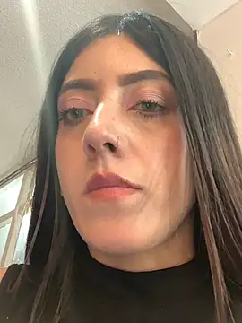 ElectraPink_'s cam snapshot