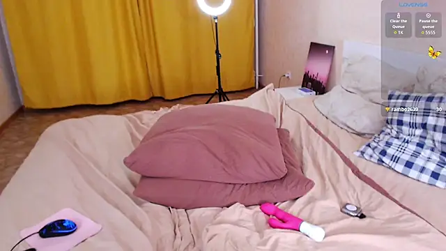 Mary_Kitty88's cam snapshot