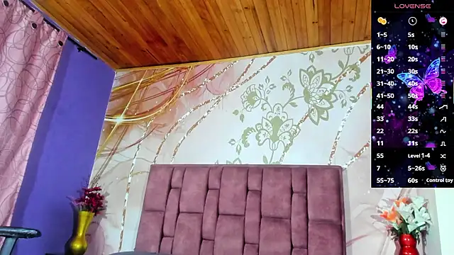 aby_divine's cam snapshot