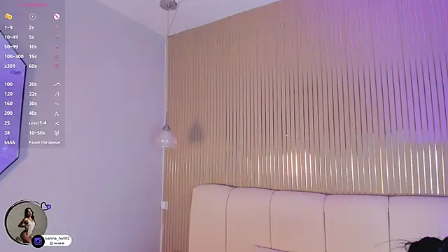 Ivana_Hall's cam snapshot