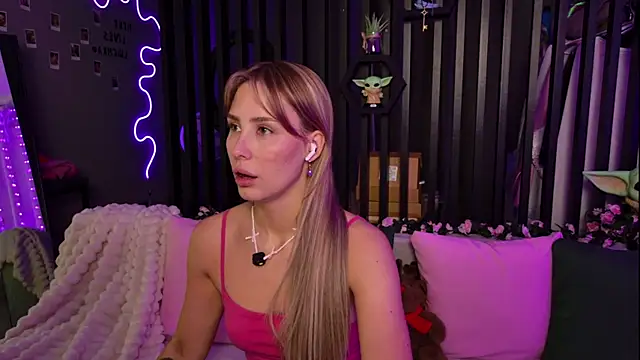 plugmyHDMI live sex cam