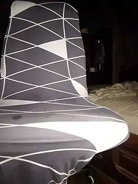 Naughty_Ratty's cam snapshot