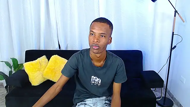 gusy_18's cam snapshot