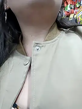 Vale_Saenzz live sex cam