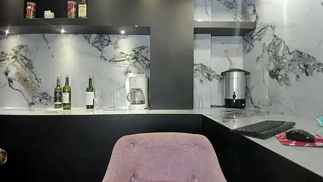 Qeen_blackk's cam snapshot