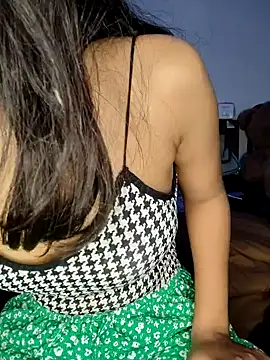 kavya-09's cam snapshot