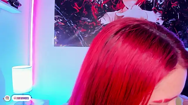 zara_rouxx's cam snapshot