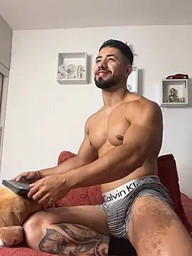 Ezzio_Scolaro's cam snapshot