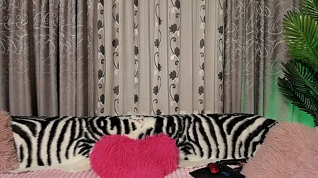 Adela26's cam snapshot