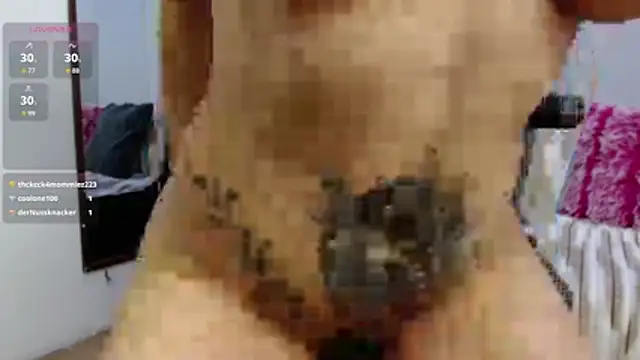 KendallWood_'s cam snapshot