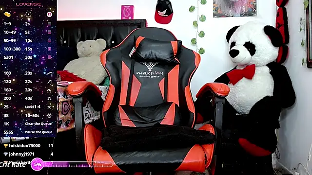 AlexdevilsHard live sex cam