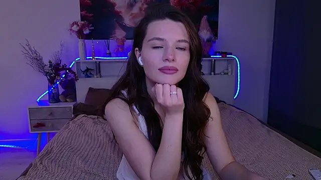 Nellie_Medina's cam snapshot