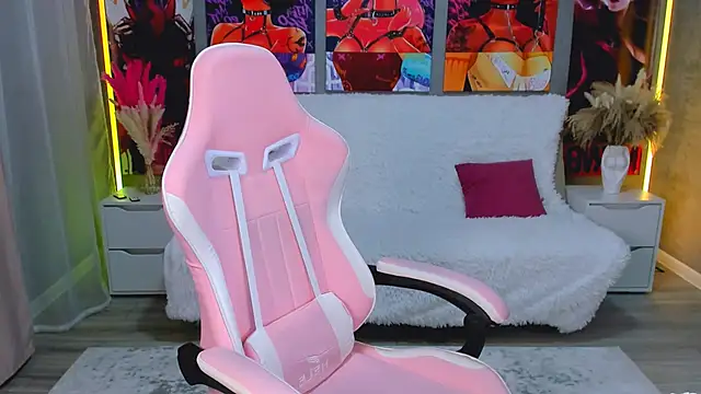 RayWillliams's cam snapshot