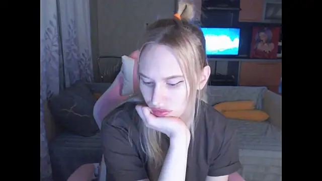 Elsa_Li's cam snapshot