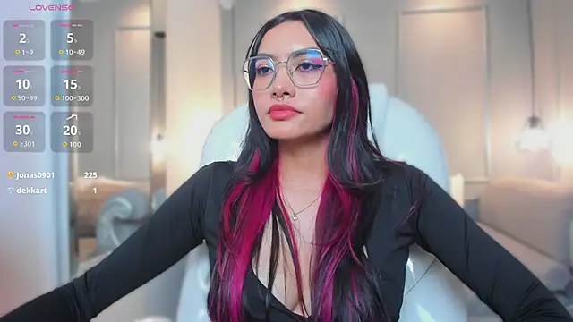 AzuraKindong's cam snapshot