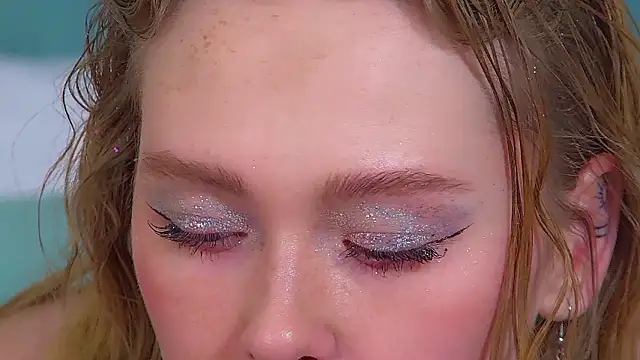 AgataFoxley's cam snapshot