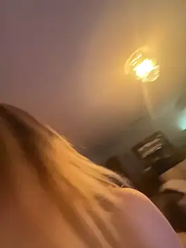 MelliMoon's cam snapshot