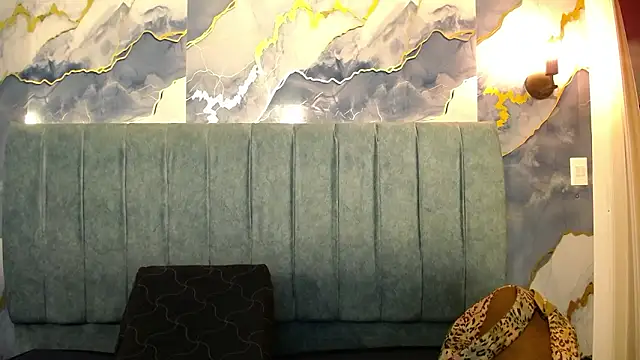 Susy_thomson's cam snapshot