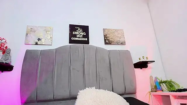 Maddy__Jones's cam snapshot