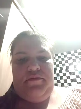 IONY_WANTS_APPRECIATION's cam snapshot