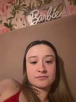 LilyLuck_'s cam snapshot