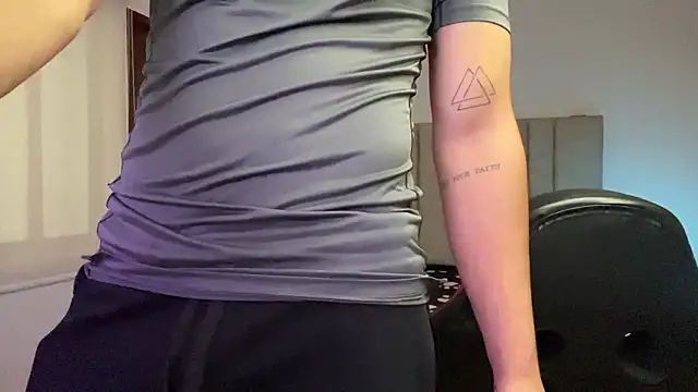 CHRIS_MORGAN1's cam snapshot