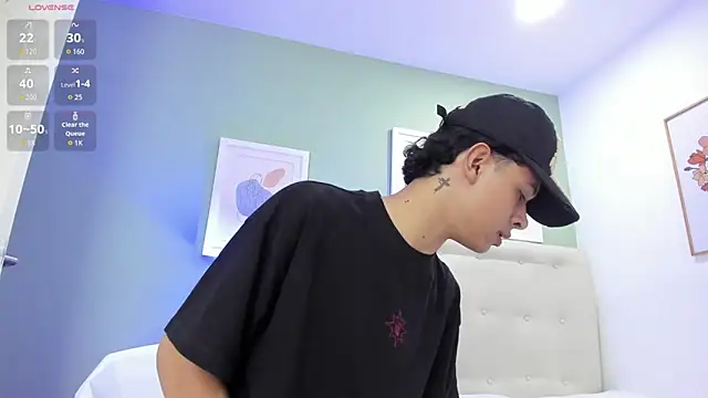 ApoloRicci's cam snapshot