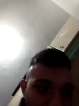 Francescodicristina44's cam snapshot