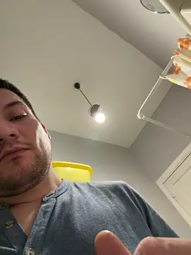 CharlyAlfa22's cam snapshot