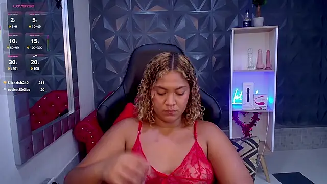 Cristal_War's cam snapshot