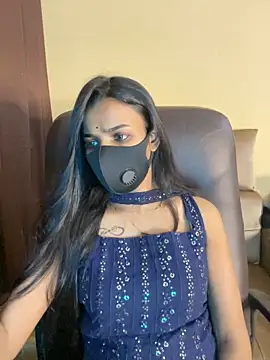 its_ur_flora's cam snapshot