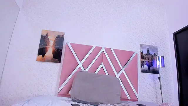 emilysejmet's cam snapshot