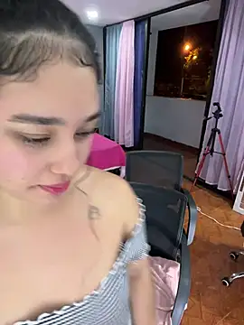 lana_rousse01's cam snapshot