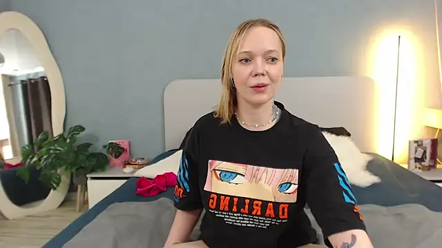 Natalee_Love's cam snapshot