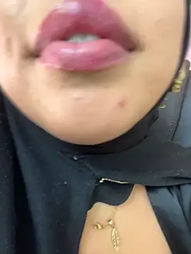 zahra_Jalid's cam snapshot