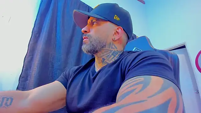 JoshRigby live sex cam