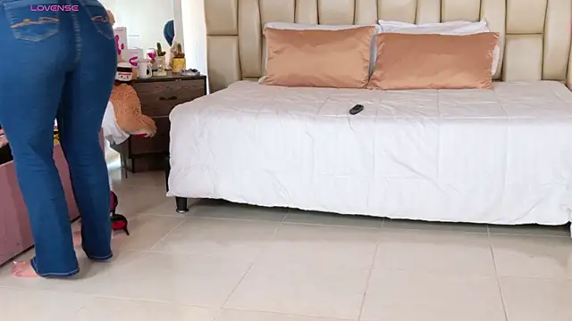 Alexa_Miss's cam snapshot