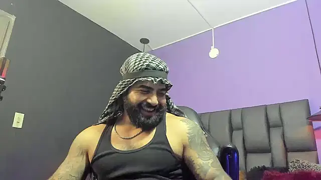 Lyon_vach live sex cam